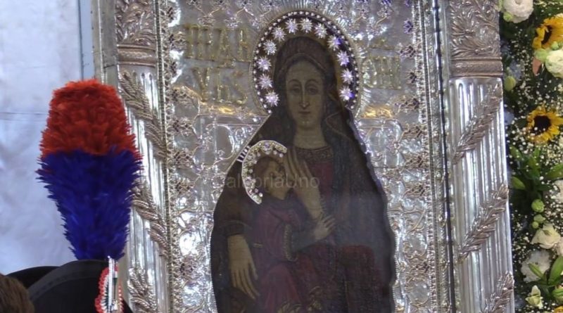 VIDEO – Crotone celebra la Madonna di Capo Colonna: la solennità dell’accensione del cero