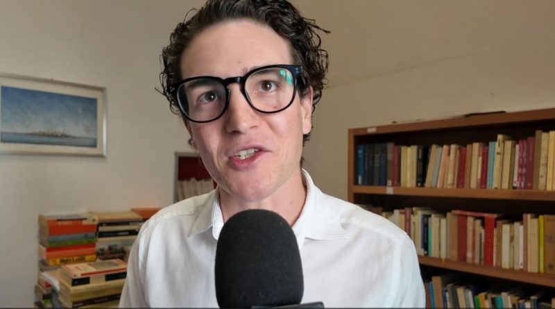 VIDEO : da Crotone ai mari del Mondo il Biologo Antonio Oliverio presenta il suo romanzo in anteprima, che andrà a Torino al Salone del libro