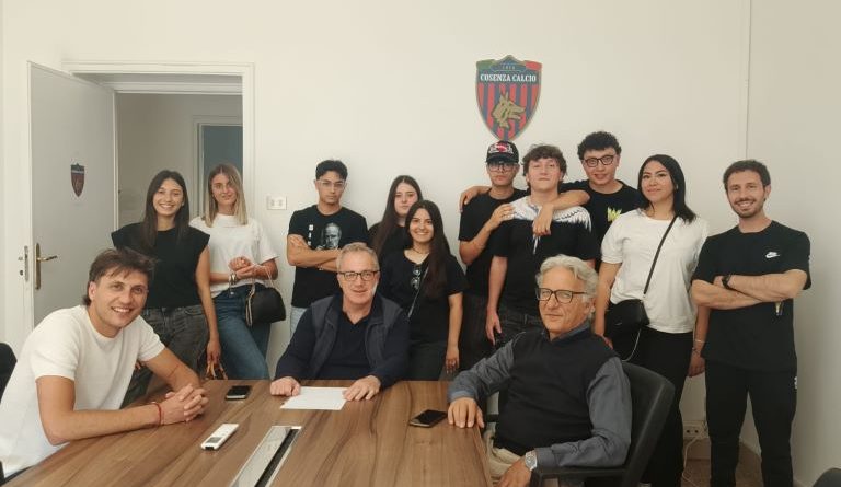 Studenti in campo al San Vito-Marulla: le “Partite del Cuore” per l’UNICEF