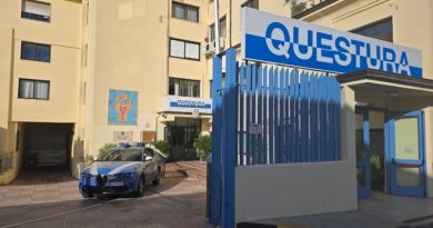 Si finge Carabiniere e svaligia la casa di un anziano: truffa da Crotone a Napoli, due denunciati