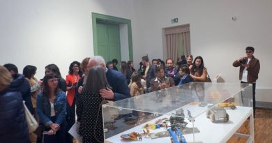 I robot di Sirelli invadono Palazzo Mazza a Borgia: “POP-UP!” apre le porte tra memoria e futuro