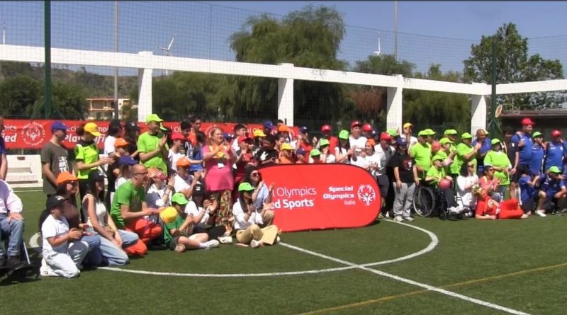 VIDEO – Crotone, il calcio che unisce: la European Football Week trasforma la periferia in cuore pulsante di inclusione