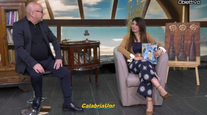 Emanuela Virardi presenta il suo libro su CalabriaUno Tv nella trasmissione Obiettivo
