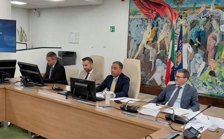Alta Velocità e nodo Statale 106, la sferzata di Sergio Ferrari: la sua Commissione detta l’agenda sul futuro della Calabria.