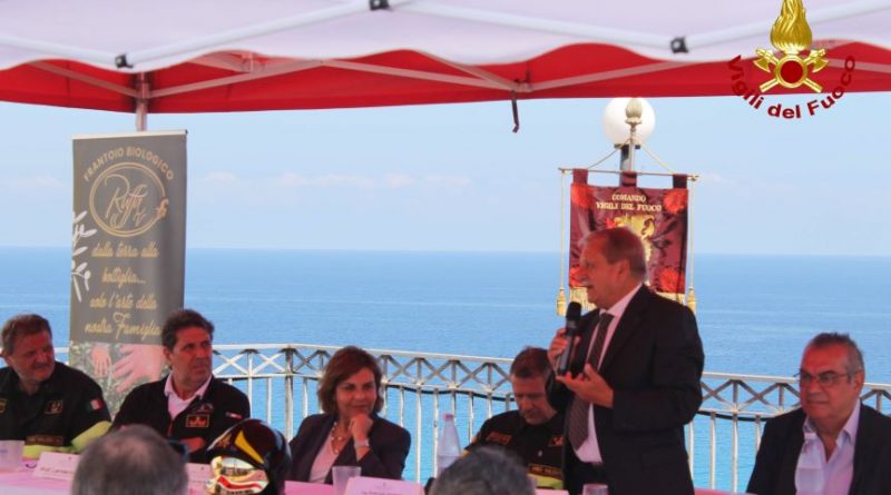 Sotto il sole di Parghelia il XVI Campionato di Beach Volley dei Vigili del Fuoco: sport, memoria e territorio