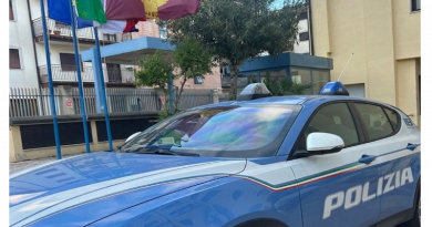 Crotone, pugno di ferro contro il lavoro nero: blitz della Polizia in 229 aziende, sanzioni per 850.000 euro
