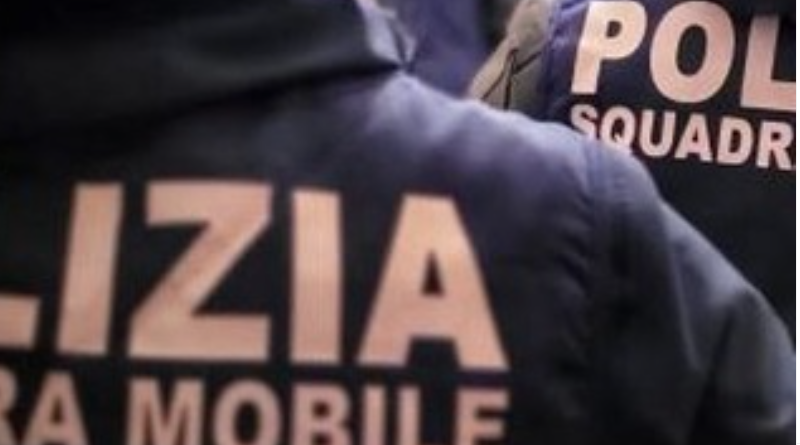 Sangue in cella a Catanzaro: svolta nelle indagini sull’omicidio di un detenuto, cinque misure cautelari