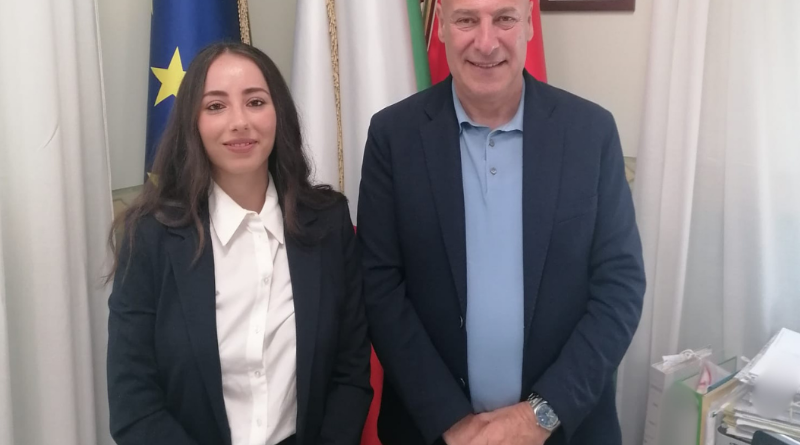 Comune di Crotone: Federica Zizza è il nuovo Capo di Gabinetto. Vignis confermato portavoce