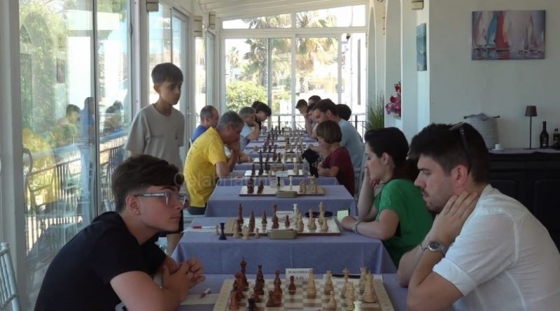 VIDEO – Scacco matto a Crotone: Agostino Mingrone si laurea Campione Regionale 2026