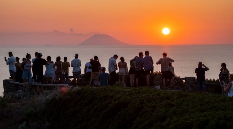 Nasce “Il Canto delle Sirene”: parole, note ed essenze nel Giardino degli Dei