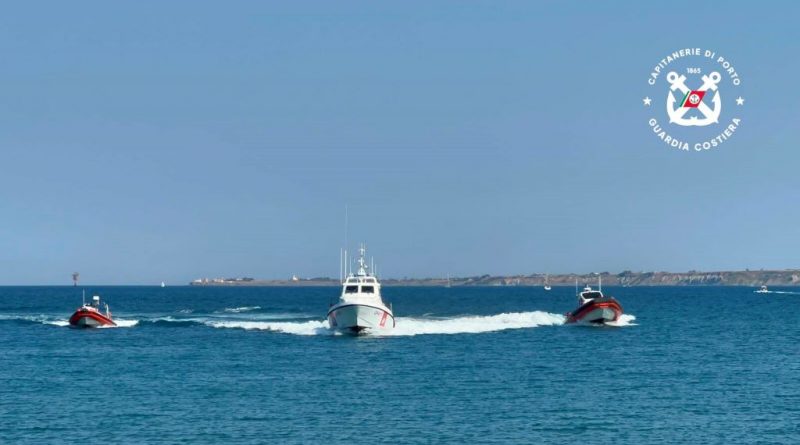 Fine settimana di controlli in mare: la Guardia Costiera di Crotone stringe le maglie sulla sicurezza