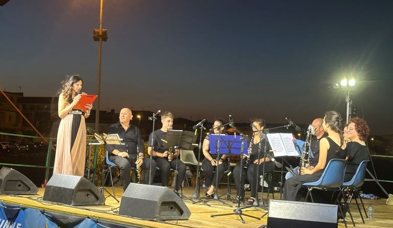Il soffio del clarinetto accende la Torre Vecchia: si chiude tra gli applausi la masterclass del Magna Græcia Festival