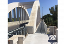 VIDEO – Badolato, addio al semaforo del pericolo: pronta la nuova passerella pedonale sul Ponte Vodà