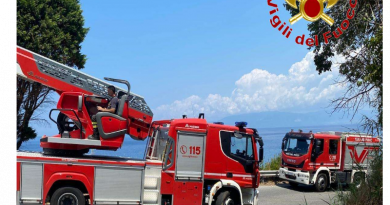 Drammatico salvataggio a Timpa Janca: donna precipita in una scarpata per 40 metri, tratta in salvo dai Vigili del Fuoco