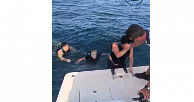 Crotone, paura in mare: semiaffondate due moto d’acqua, la Guardia Costiera trae in salvo quattro persone (tra cui due minori)