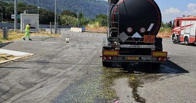 Emergenza sulla A2: perdita di acido cloridrico da un’autocisterna nel vibonese, scatta il piano NBCR