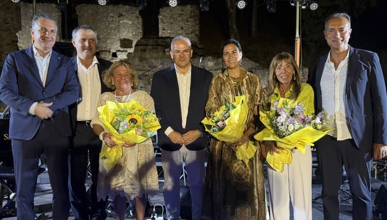 Bianco celebra il genio di Michele Affidato: una notte magica tra arte, fede e identità calabrese