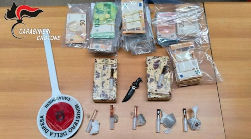 Crotone, tre arresti dei Carabinieri per spaccio di stupefacenti