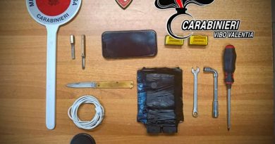 Vazzano: sorpreso con due auto rubate, arrestato dai Carabinieri