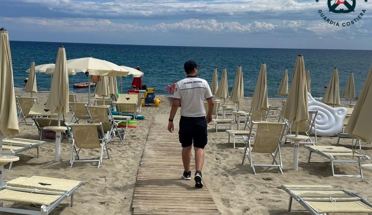 Guardia Costiera di Crotone: controlli tra mare e litorale