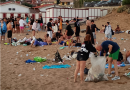 Il giorno dopo la notte di San Lorenzo: l’intollerabile spettacolo degli “zozzoni” sulle spiagge di Crotone e i volontari che corrono a pulire