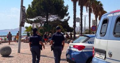 Sicurezza a Ferragosto: Crotone blindata dalla Polizia. Maxi-controlli in provincia: oltre 2.600 identificati e 5 denunce
