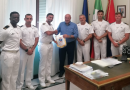 Crotone, il mare come scuola di vita: il Sindaco Voce accoglie l’equipaggio della BC Chaplin