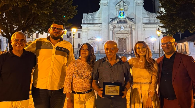 Eccellenze calabresi: Forza Italia Crucoli celebra il trionfo dello Scultore Antonio Cersosimo a Oppido Mamertina
