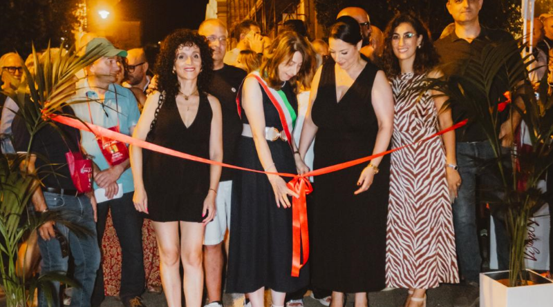 L’arte nel calice: il successo di “Visioni diWine 2026” trasforma il cuore di Filadelfia