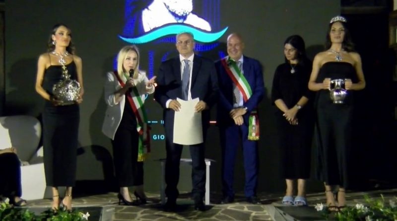 VIDEO –  Michele Affidato è ufficialmente cittadino onorario di Gioia Tauro.