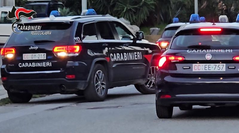 Taurianova, raffica di denunce dei Carabinieri: 23 persone nei guai dopo i controlli straordinari