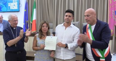 VIDEO – Crotone non dimentica Davide Ferrerio: conferita la Menzione Speciale a quattro anni dalla tragedia