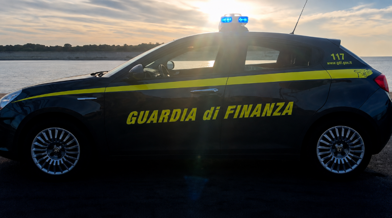 Blitz della Finanza nel Cosentino: scovata maxi piantagione di canapa da mezzo milione di euro