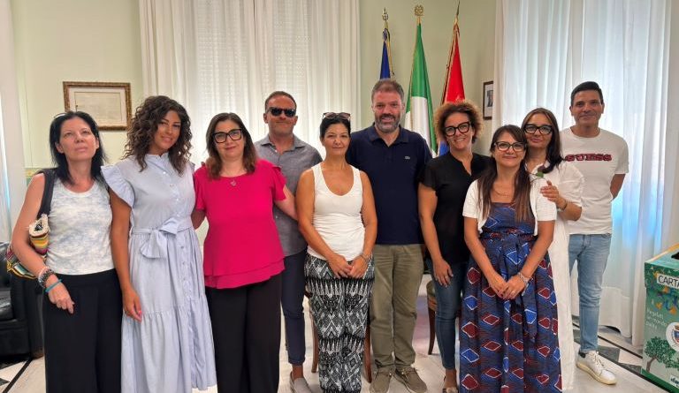 Comune di Crotone: completata la stabilizzazione dei 43 tirocinanti: dal 1° agosto in servizio gli ultimi otto lavoratori