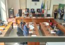 SAN GIOVANNI IN FIORE — Svolta sul precariato in Consiglio comunale: passa all’unanimità la linea delle stabilizzazioni