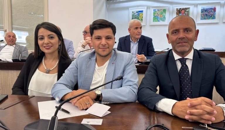 E’ massima allerta per i lavoratori “Konecta” e “Chiama Roma”. Città Futura: «Niente bandierine sulla pelle delle famiglie».