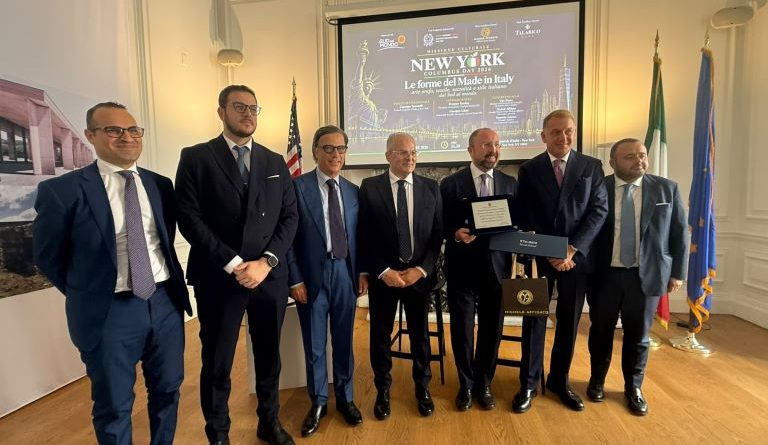 L’arte orafa di Affidato conquista gli USA: l’eccellenza del Sud in mostra a New York L’arte orafa di Affidato conquista gli USA: l’eccellenza del Sud in mostra a New York