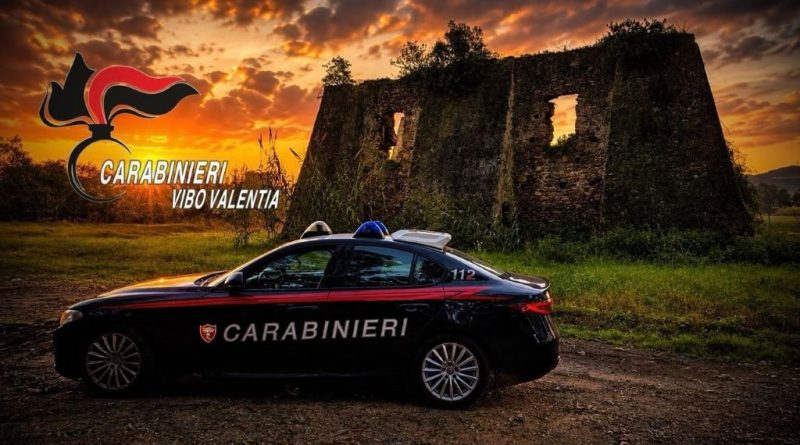 Terrore tra le mura domestiche a Filadelfia: arrestato un uomo per maltrattamenti ai genitori anziani