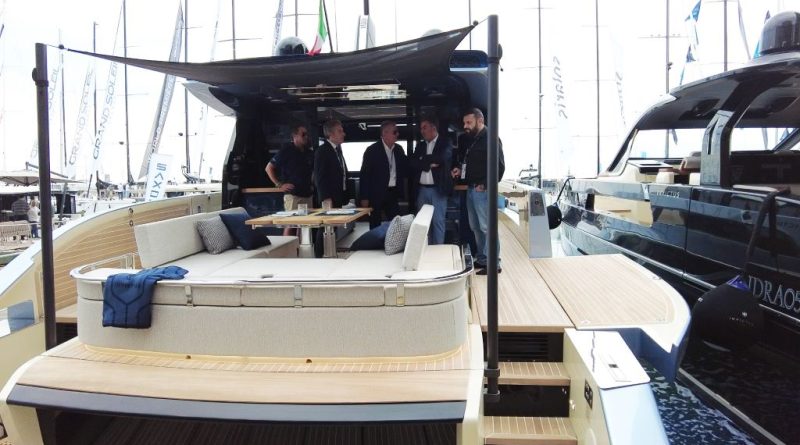 Al Salone Nautico di Genova la Regione Calabria lancia la sfida della portualità turistica. Il vicepresidente Mancuso: «Il mare deve diventare un motore stabile di crescita.