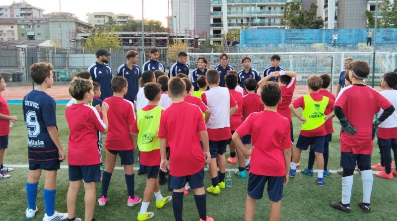 Il Cosenza Calcio abbraccia il sociale: si chiude tra i sorrisi dei bambini la Settimana Europea dello Sport