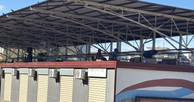 L’INFERNO DI PIAZZALE NETTUNO: degrado e carenze igieniche per l’ ingresso di Crotone. Occorre sigillare urgentemente con rete metallica antisfondamento quell’ inutile tettoia.