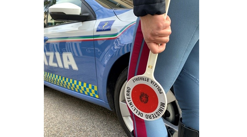Sicurezza stradale, la Calabria risponde all’appello europeo: controlli a tappeto e lezioni nelle scuole per azzerare le vittime