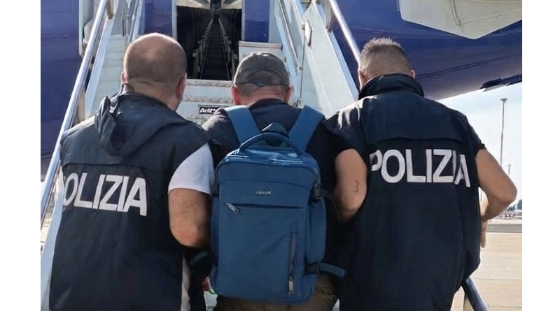 Crotone, immigrazione clandestina: espulso e rimpatriato un 55enne georgiano