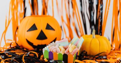 Controlli della Guardia di Finanza: maxi sequestro di articoli di Halloween a Soverato