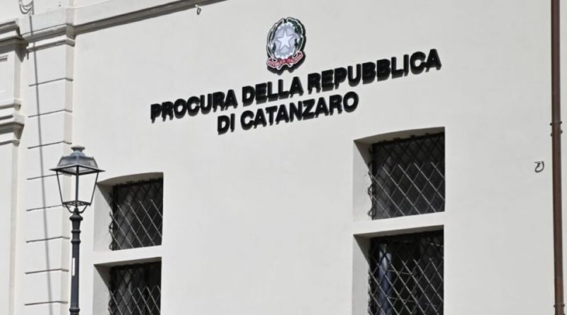 Misure anti-criminalità a Catanzaro: sorveglianza speciale e obbligo di soggiorno per tre anni a un 33enne presunto affiliato al clan dei Gaglianesi