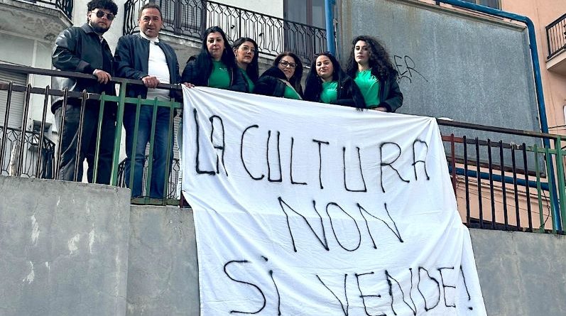 Revocato l’appalto al patrimonio culturale: a San Giovanni in Fiore è scontro aperto sulla chiusura dei musei